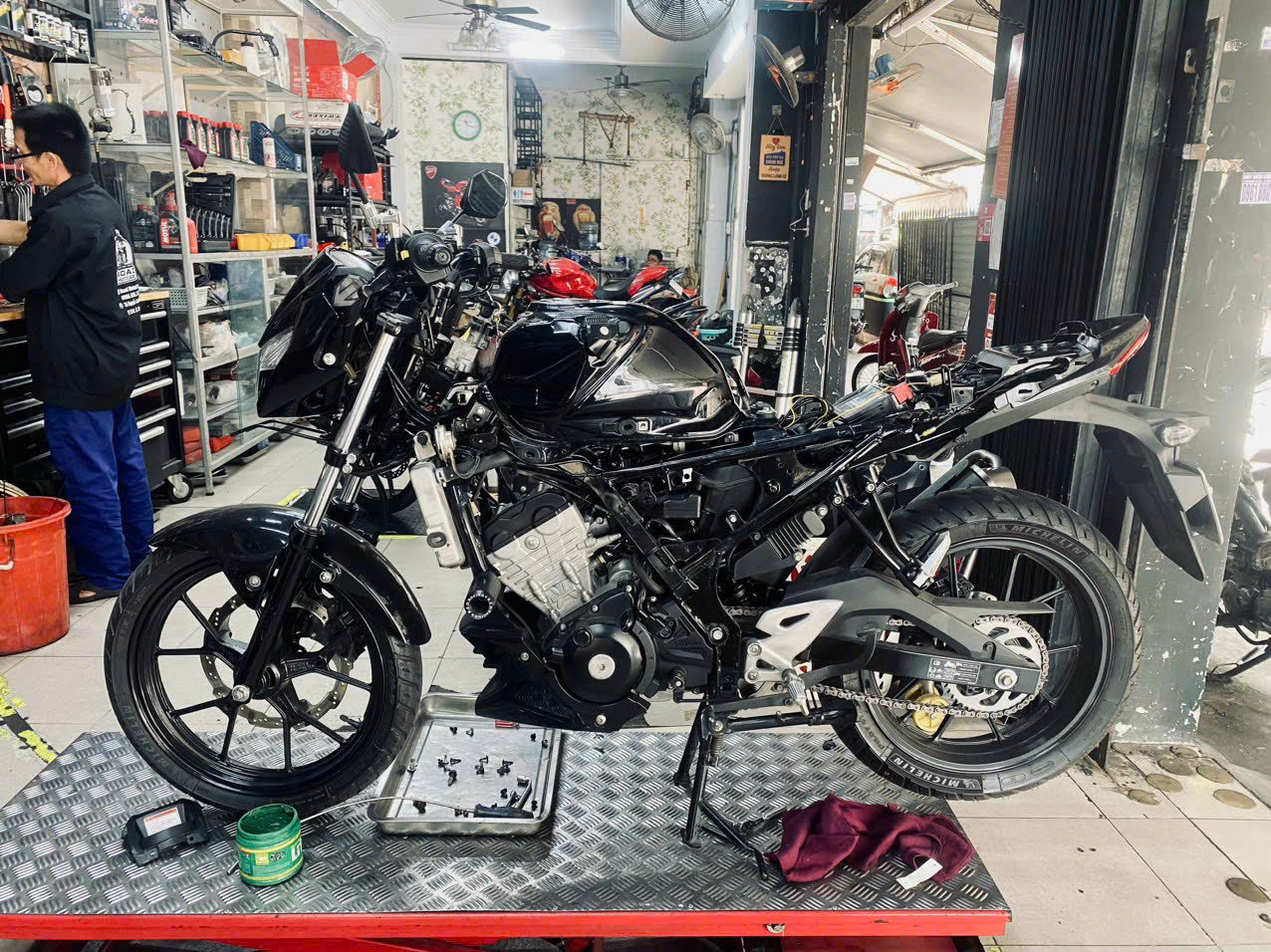 Vá lốp lưu động